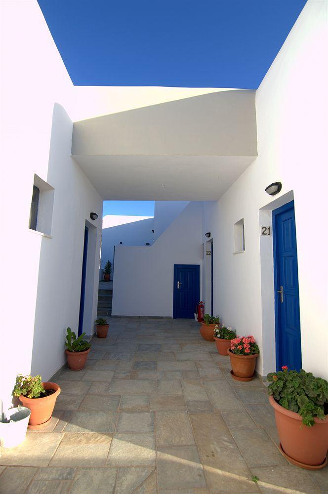 Hotel Avra 3*