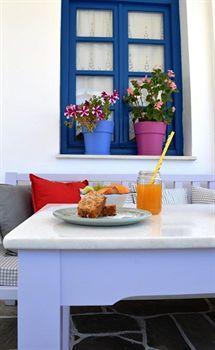 Hotel Avra 3*